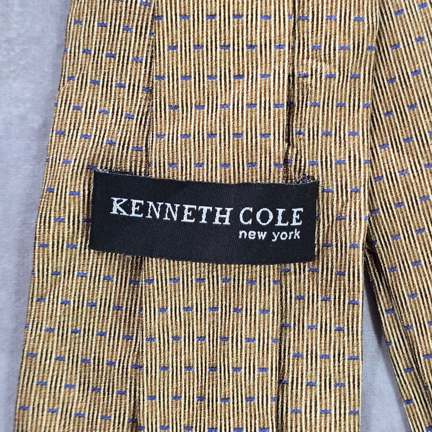 Kenneth Cole New York Gold Blue Dot Geometric 100% Silk Men's Neck Tie NWOT