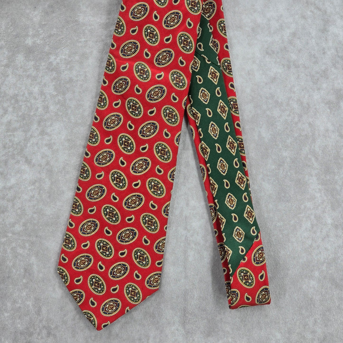 Tommy Hilfiger Red Floral Paisley Geometric 100% Italian Silk Mens Neck Tie NWOT