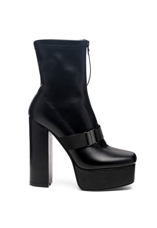 BOOMER CHUNKY HIGH BLOCK HEEL BOOTS