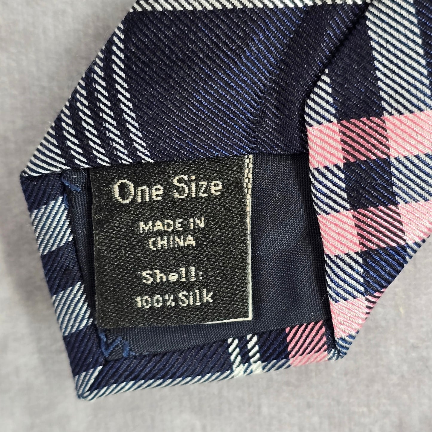 Banana Republic Navy Pink Plaid Stripe 100% Silk Men's Neck Tie NWOT