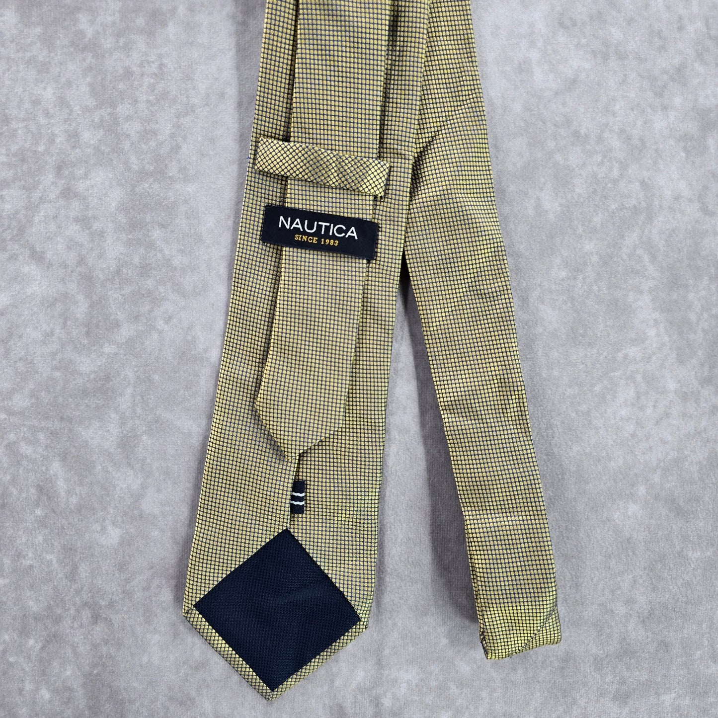 Nautica Yellow Gold Blue Foulard Geometric Executive 100% Silk Men's Neck Tie