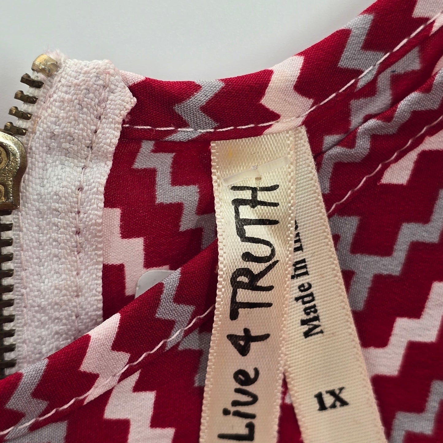 Live 4 Truth Red White Chevron Zipper Dress Plus 1XL