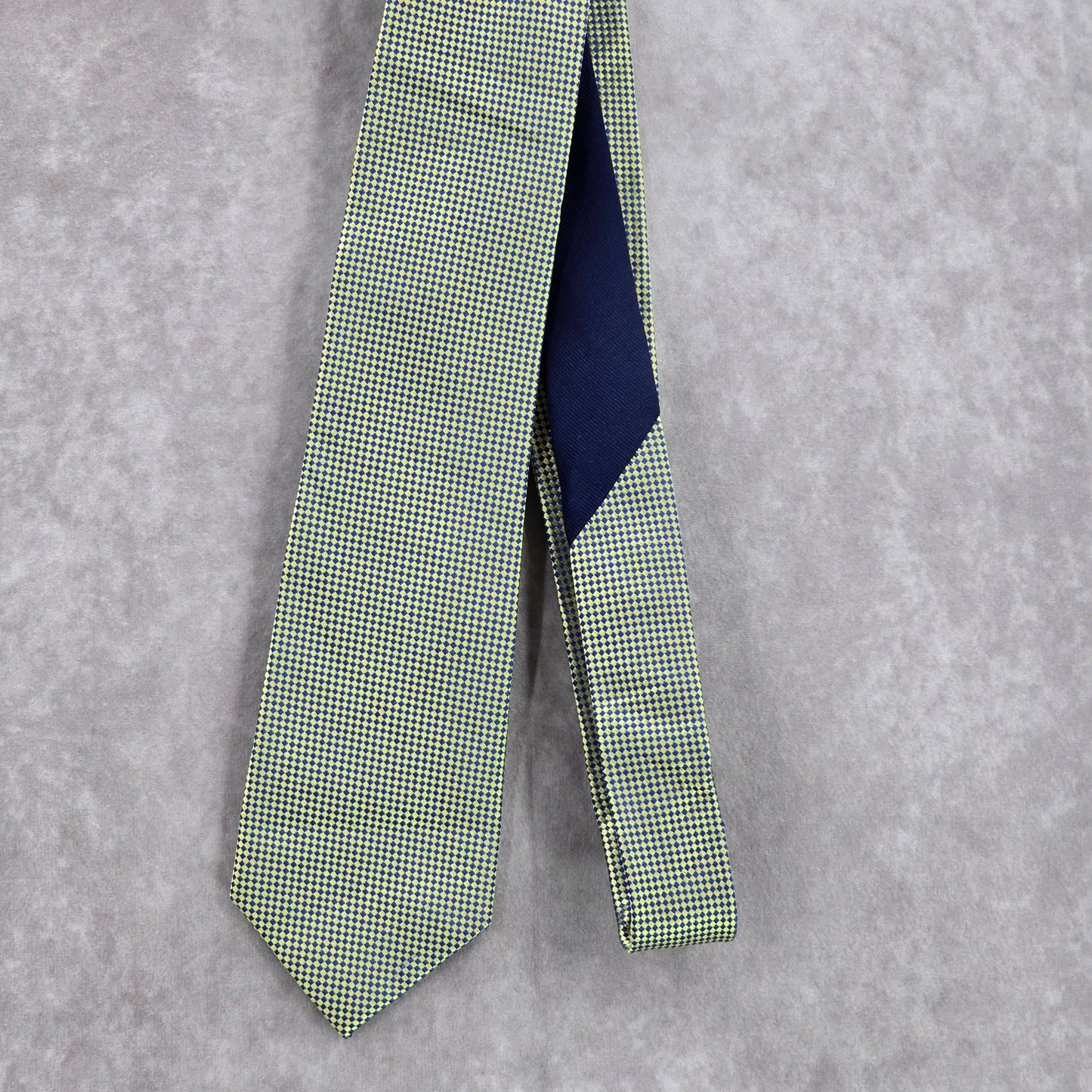 Tommy Hilfiger Yellow Gold Navy Blue Geometric 100% Silk Men's Neck Tie NWOT