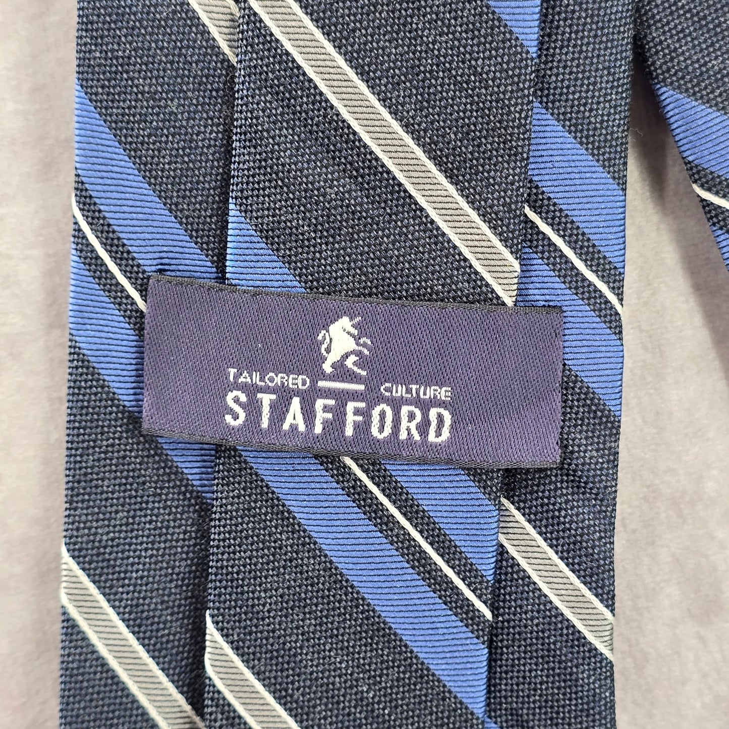 Stafford Navy Blue Gray Stripe Men's Neck Tie NWOT