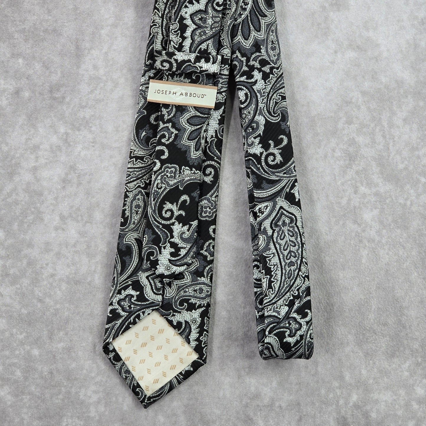 Joseph Abboud Black Gray Floral Paisley Geometric 100% Polyester Neck Tie