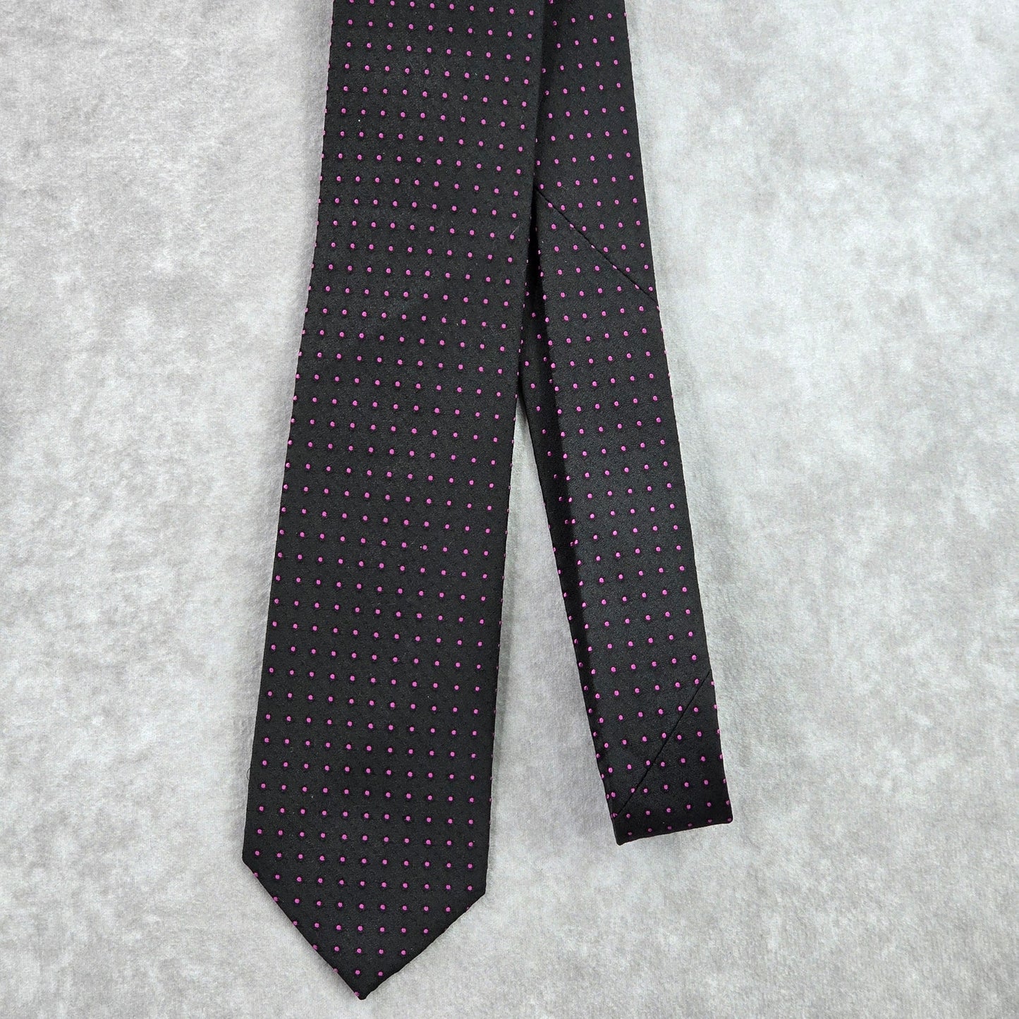 Van Heusen Studio Black Purple Polka Dot Geometric Executive Silk Neck Tie Men's