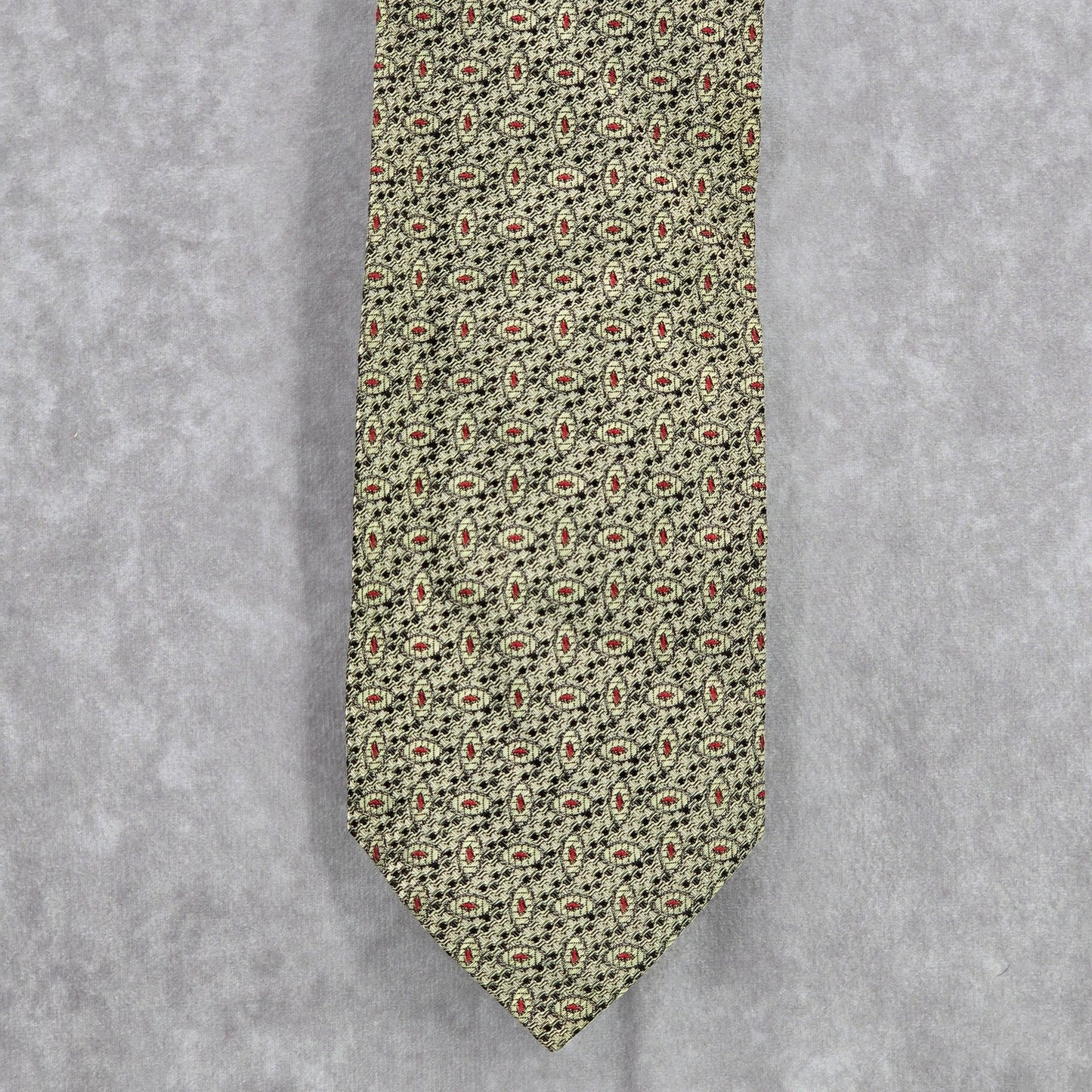 Piatra Private Gray Black Red Geometric 100% Silk Italy Men's Neck Tie NWOT