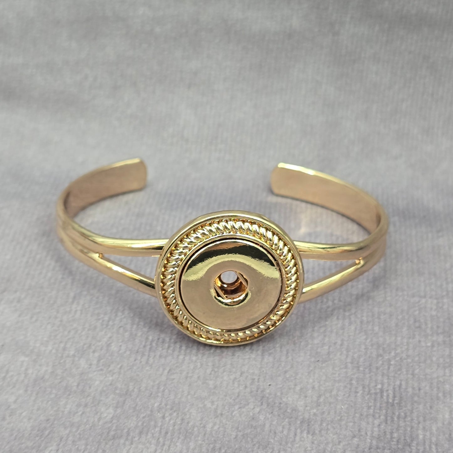 Zara Gold Circle Cuff Adjustable Bracelet Fashion Jewelry NWT