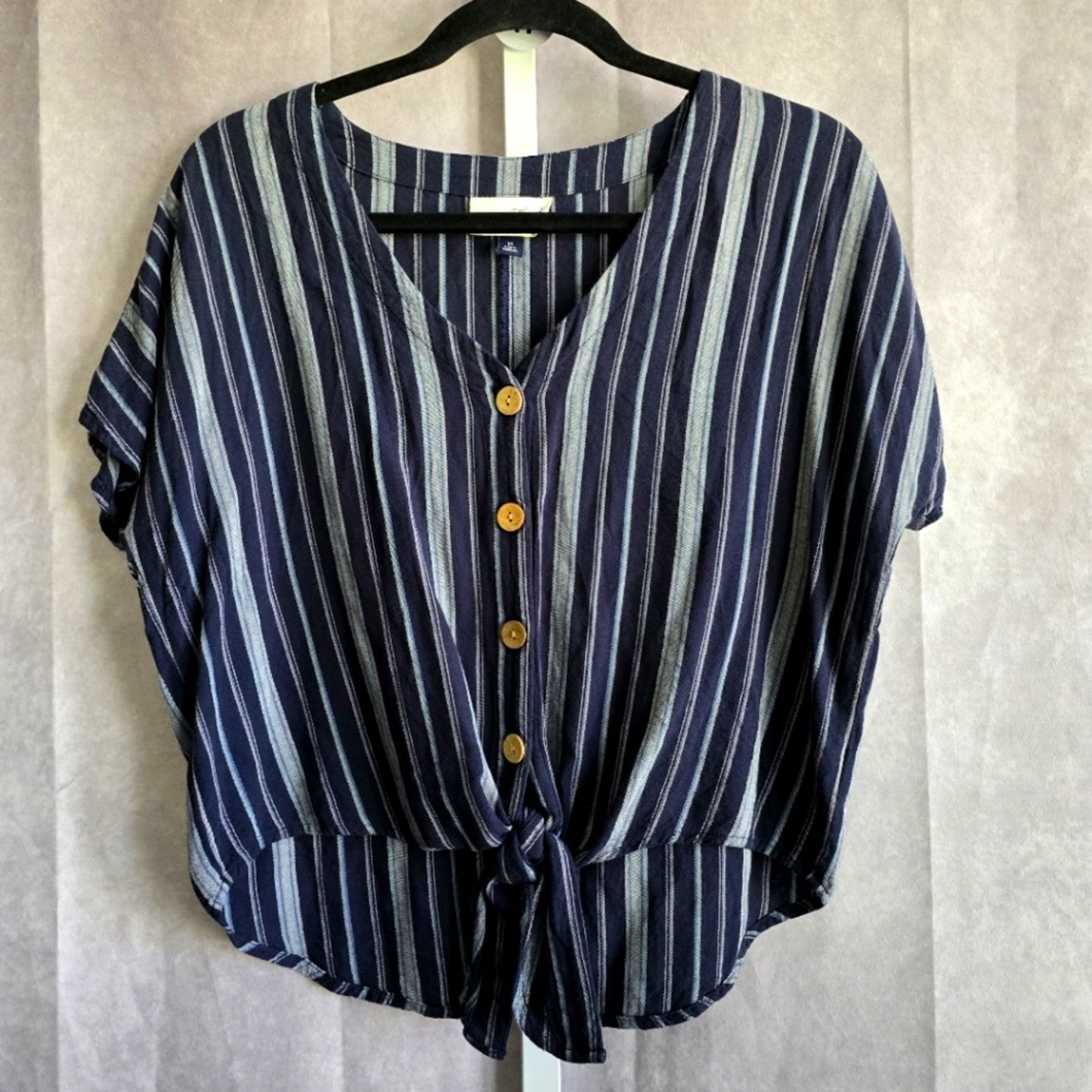 Universal Thread Blue Stripes Tie Front Button Down Top Blouse Size XS