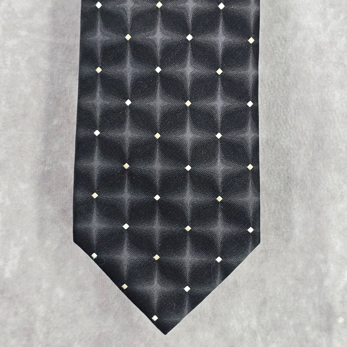 Van Heusen Black Geometric Star Stain Resistant 100% Silk Men's Neck Tie NWOT