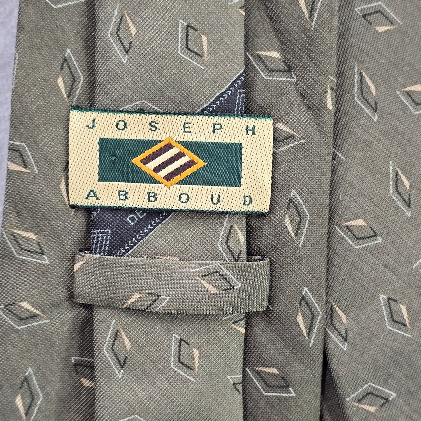 Joseph Abboud Green Geometric 62% Viscose 18% Rayon Men's Neck Tie NWOT