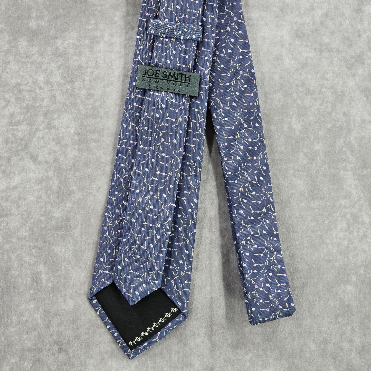 Joe Smith New York Blue Gray Floral 100% Silk Men's Neck Tie NWOT