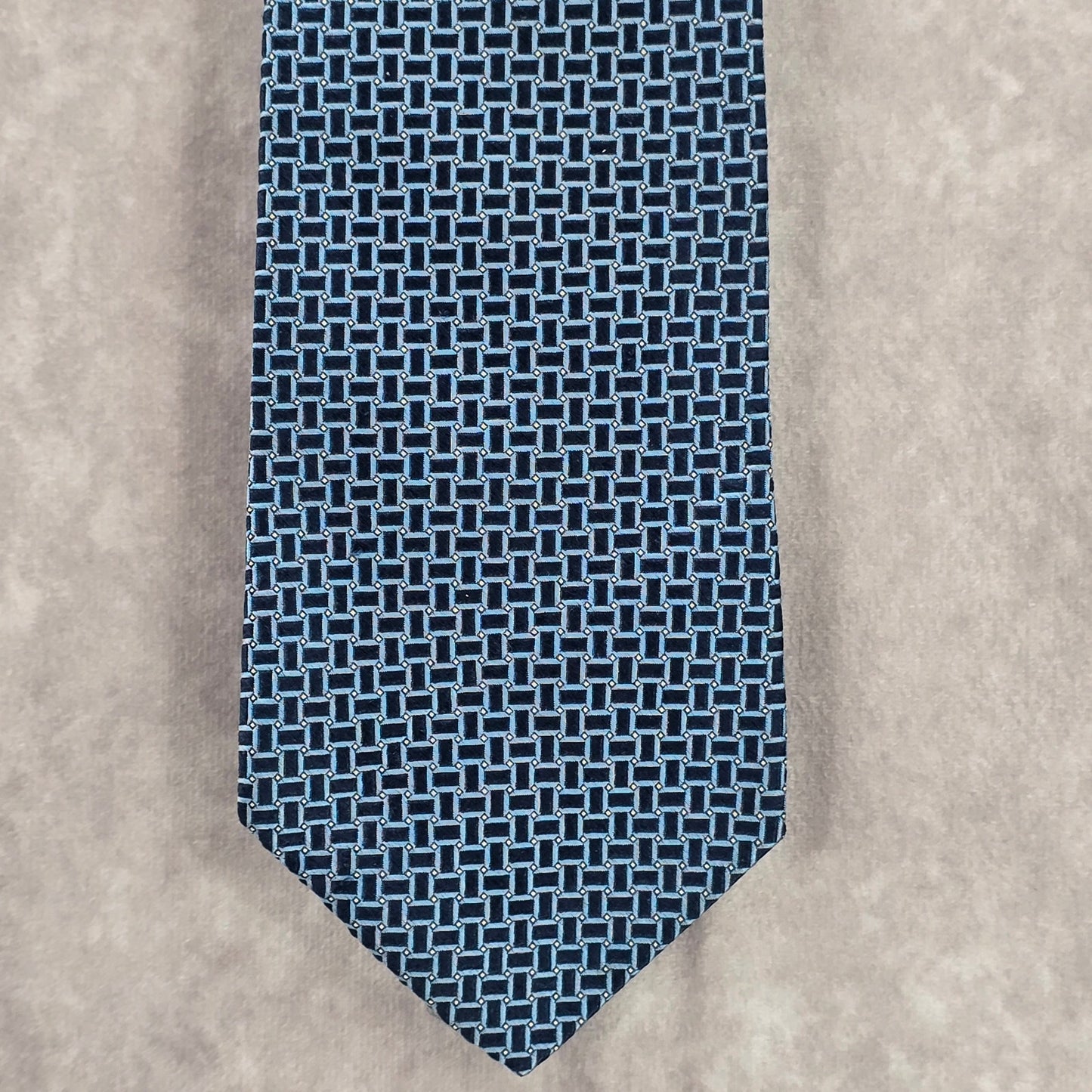 Lord & Taylor Blue Geometric 100% Silk Men's Neck Tie NWOT