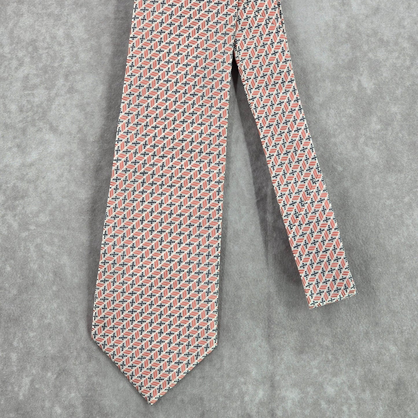 Vitali K Pink Gray Geometric 100% Microfiber Handmade Men's Neck Tie NWOT