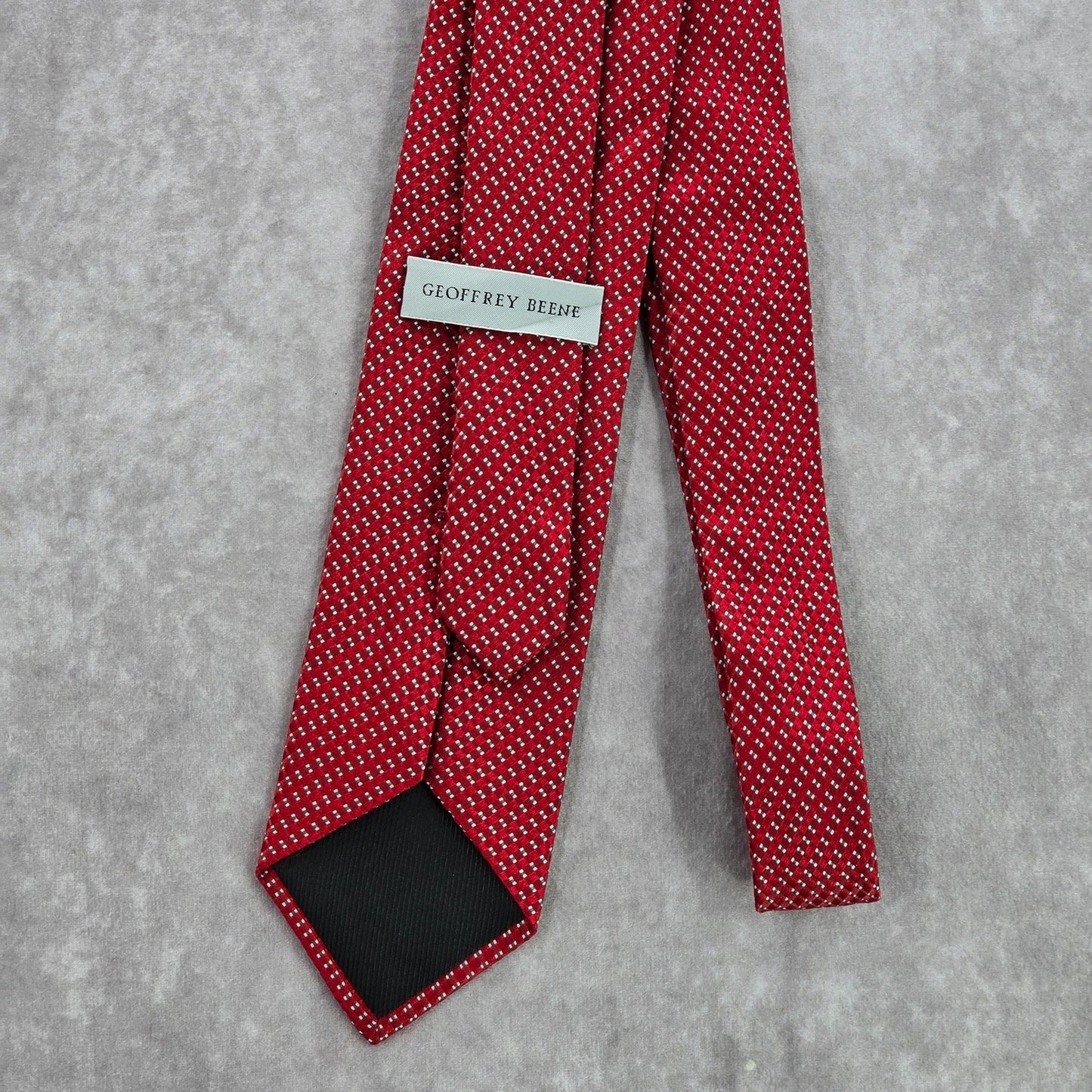 Geoffrey Beene Red Geometric Stripe Dot 100% Silk Men's Neck Tie NWOT