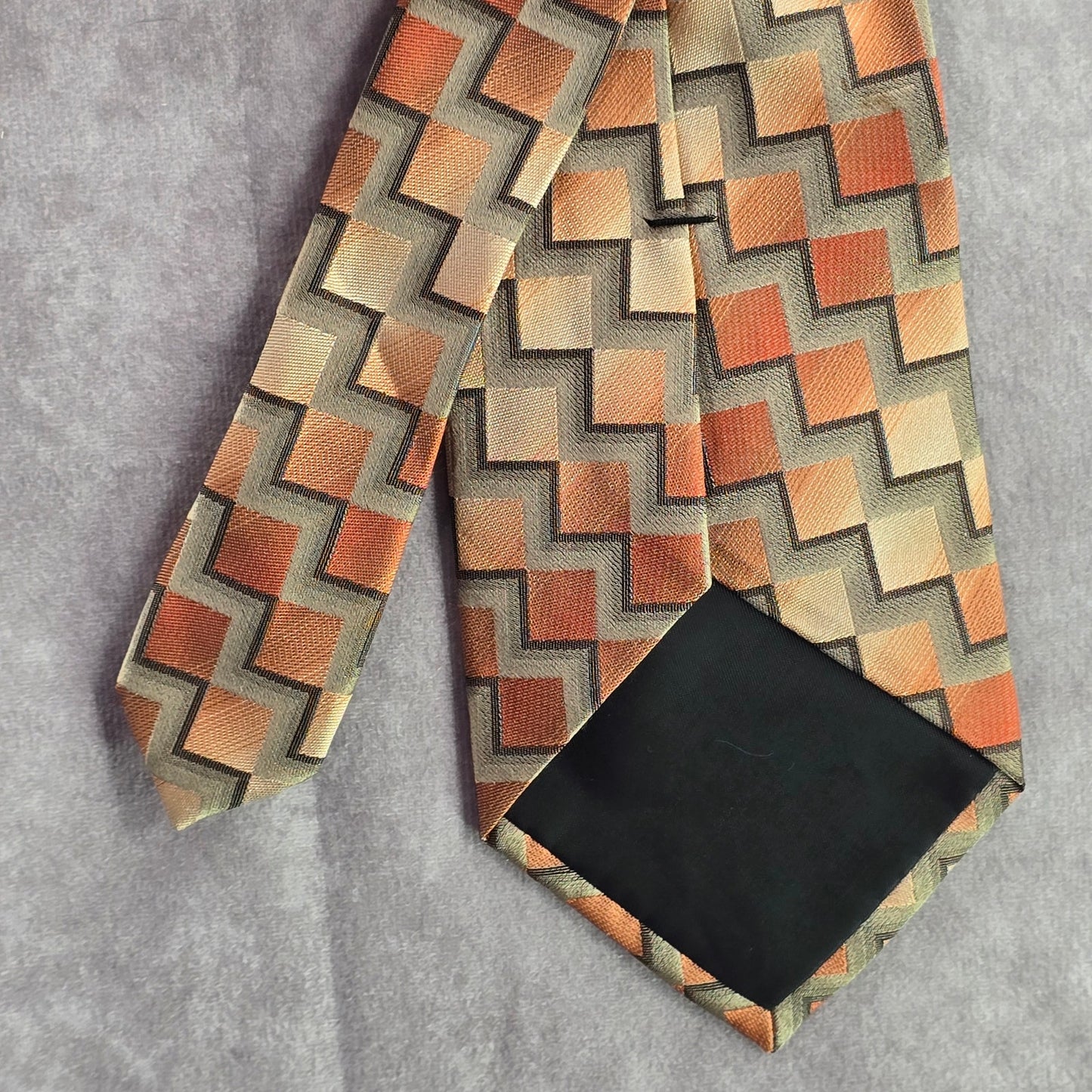 Arrow Gray Orange Brown Box Stair Geometric 100% Silk Men's Neck Tie NWOT