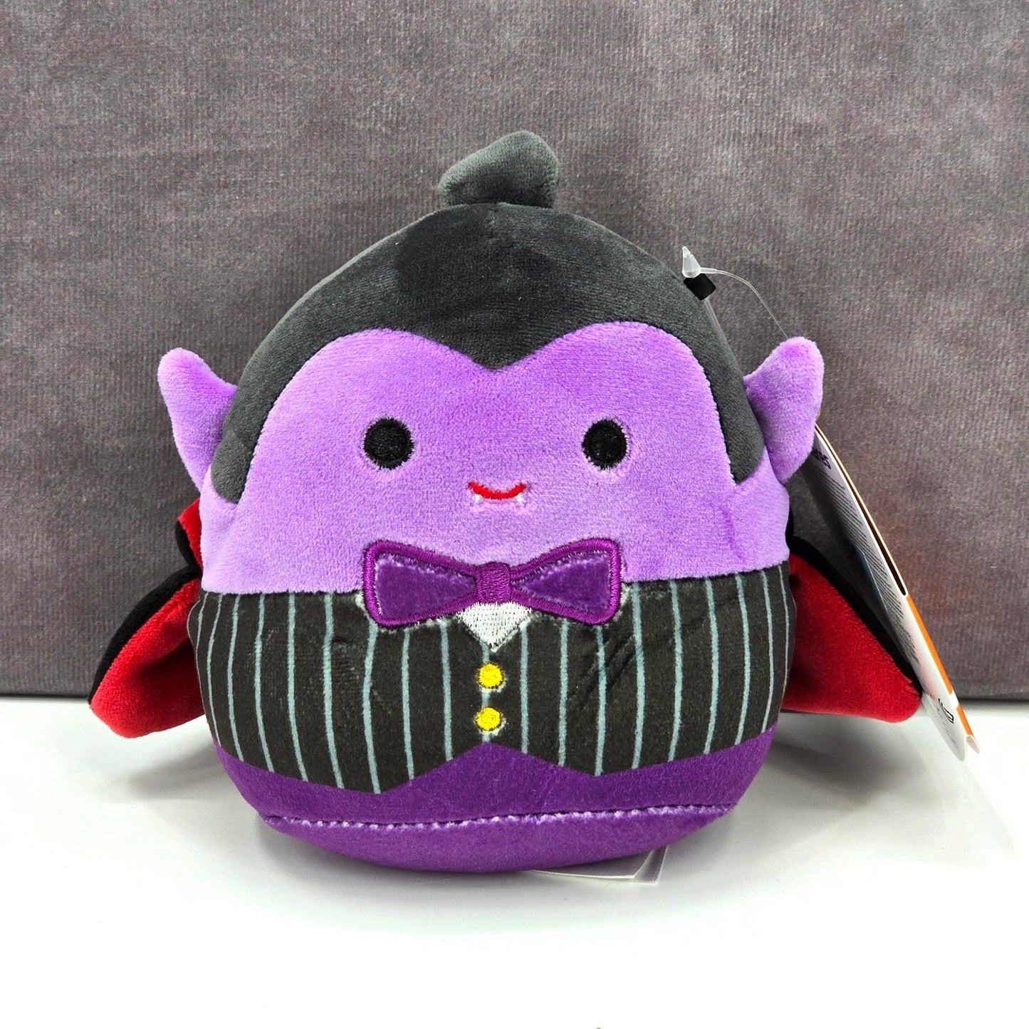 Squishmallows Osvaldo Halloween Dracula Bat Plush NWT #38