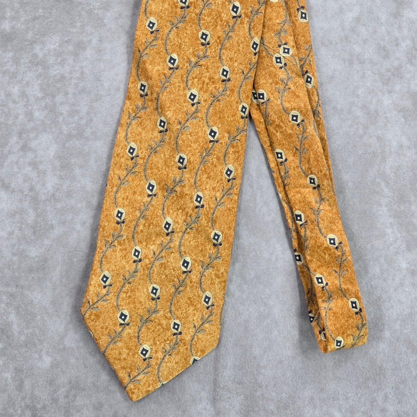 Joseph Abboud Orange Floral 100% Silk Italy Men's Neck Tie NWOT