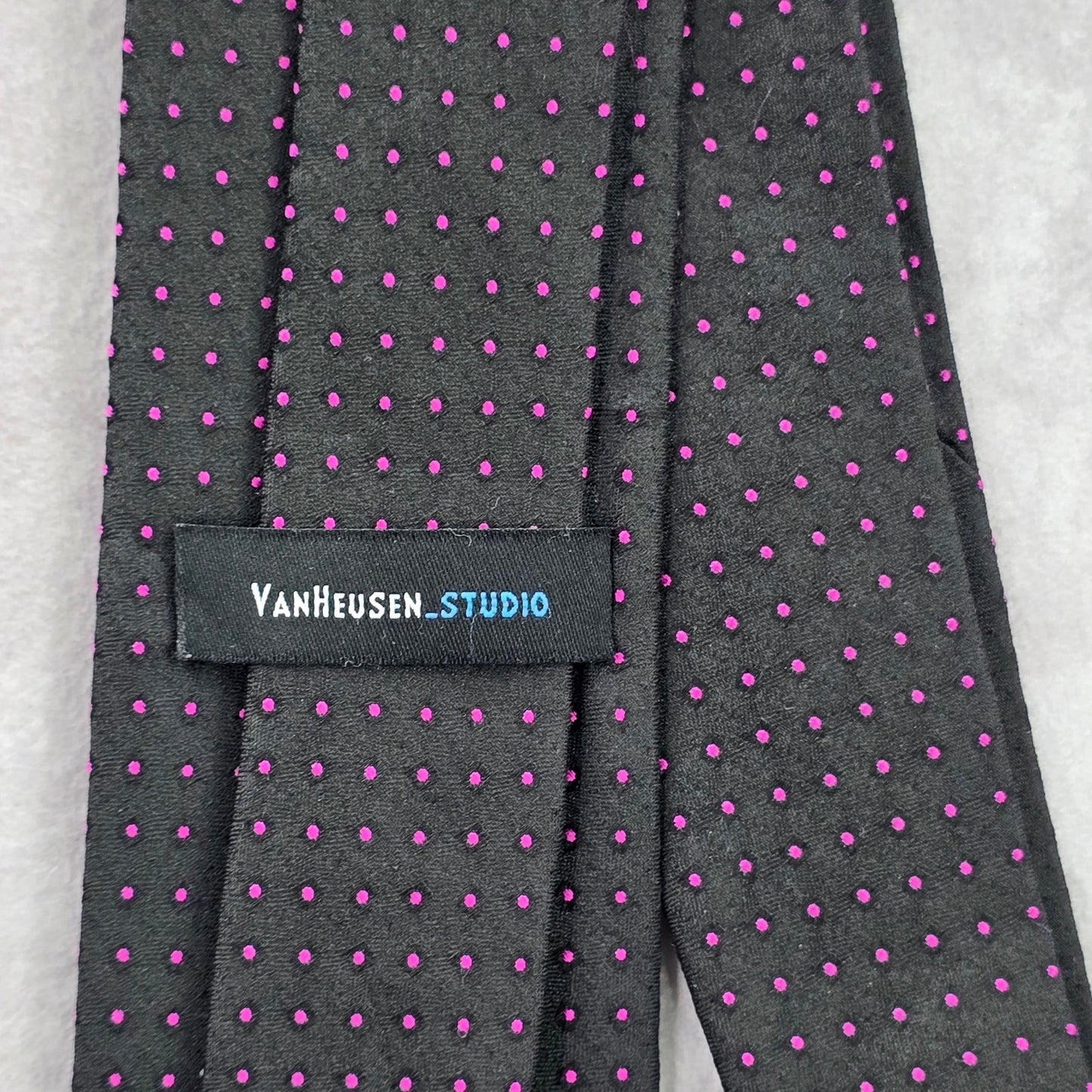 Van Heusen Studio Black Purple Polka Dot Geometric Executive Silk Neck Tie Men's