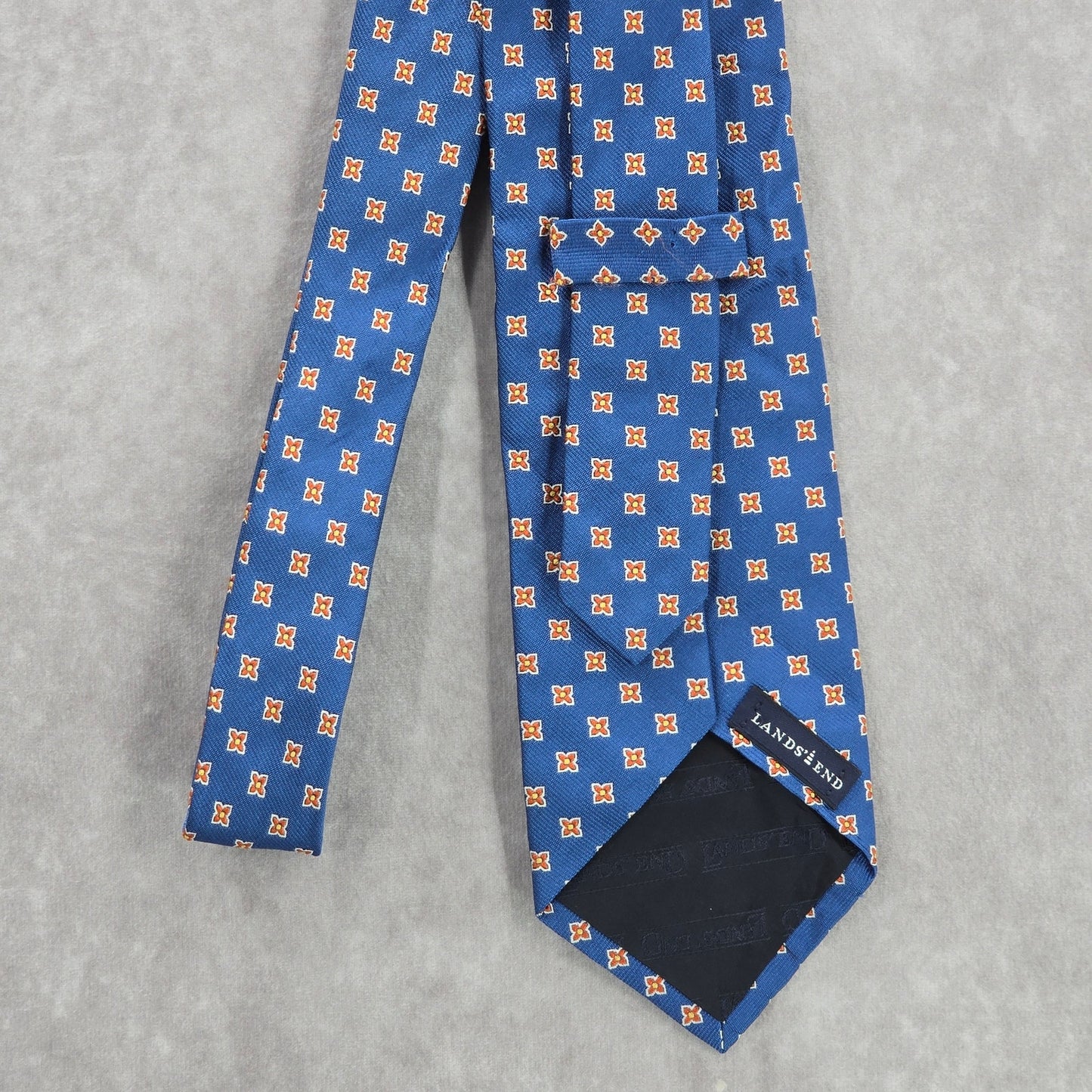 Lands' End Blue Floral Geometric 100% Silk Men's Neck Tie NWOT