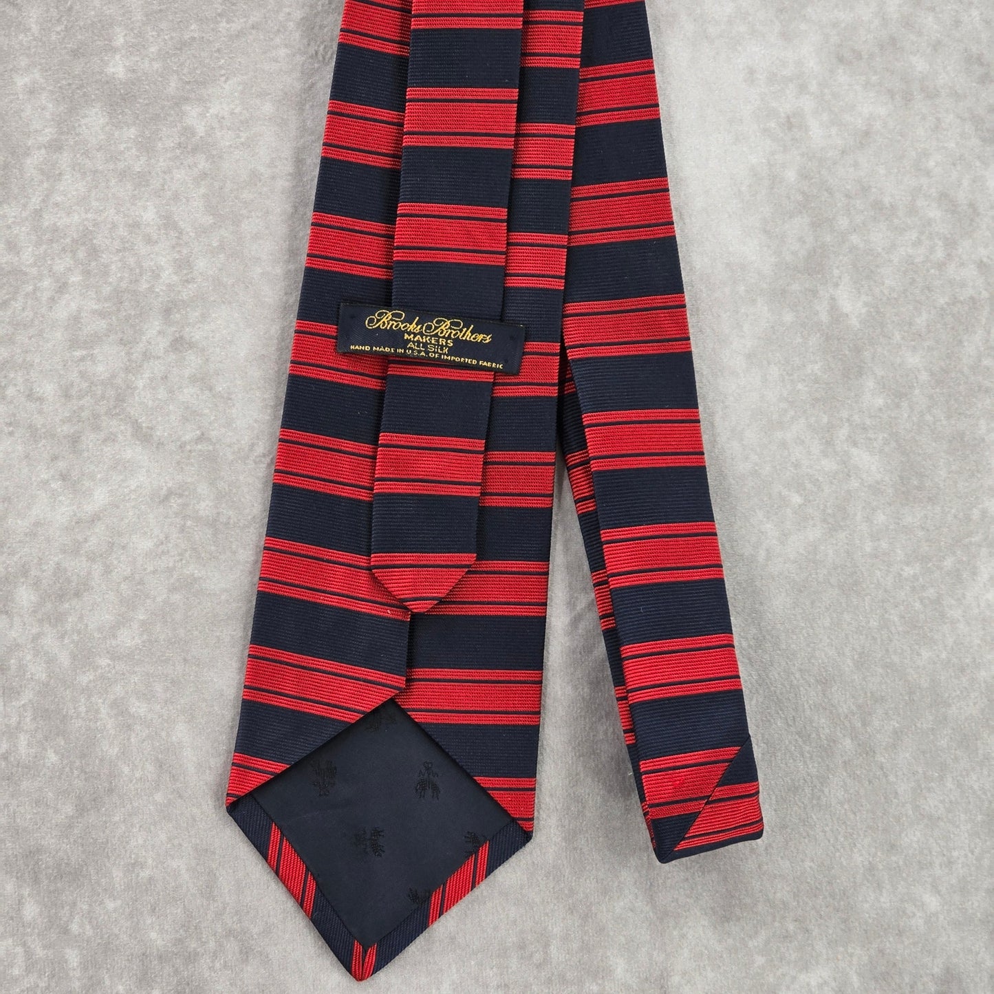 Brooks Brothers Red Navy Blue Stripe Silk Men's Neck Tie NWOT