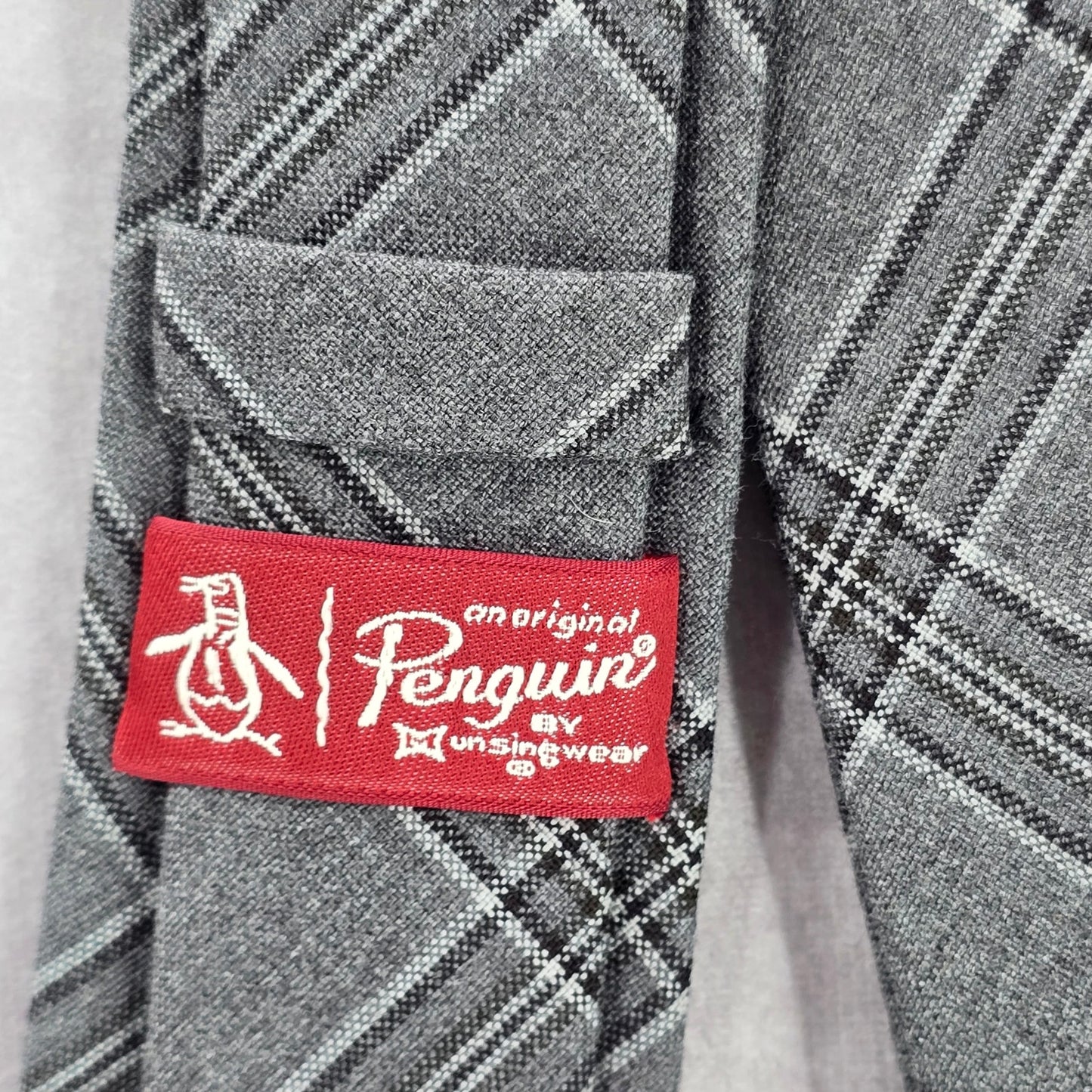 An Original Penguin by Munsingwear Gray Black Stripe Plaid Men's Neck Tie NWOT