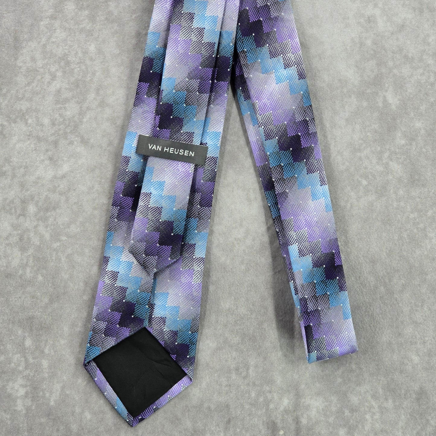 Van Heusen Purple Gray Blue Stair Geometric 100% Polyester Men's Neck Tie NWOT