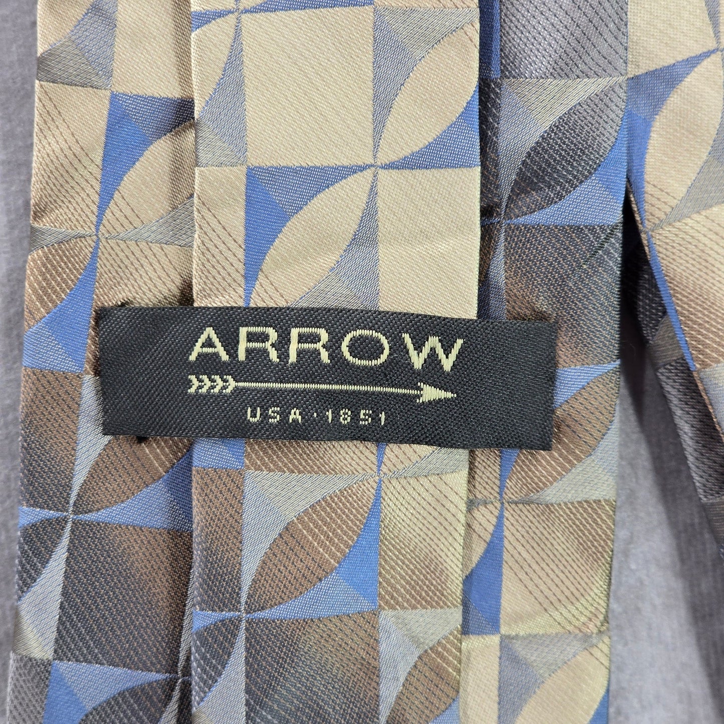 Arrow Gray Blue Gold Geometric 100% Silk Men's Neck Tie NWOT